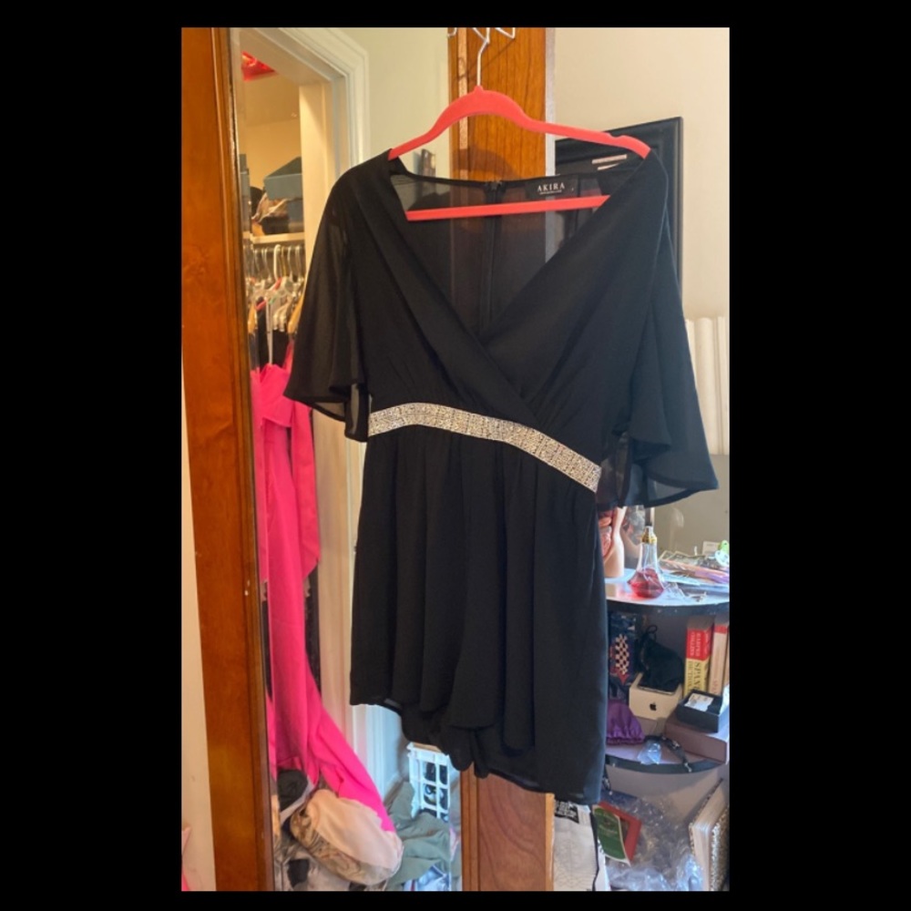 Akira romper